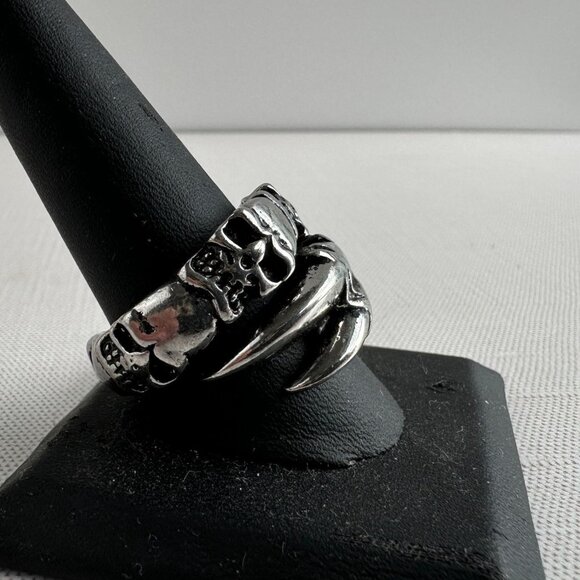 Bikers Stainless Steel Skull & Claw Ring Size 11, Gothic Halloween Jewelry - Picture 8 of 8